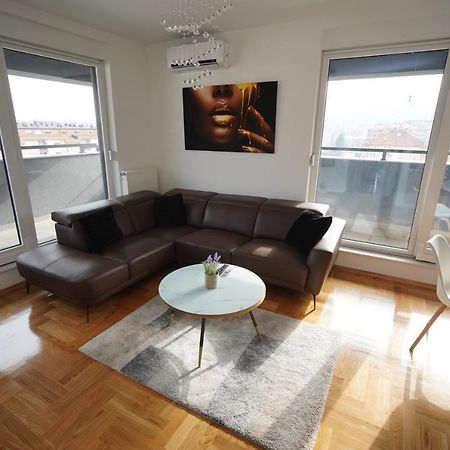 Apartman Venecija Banja Luka Exterior foto