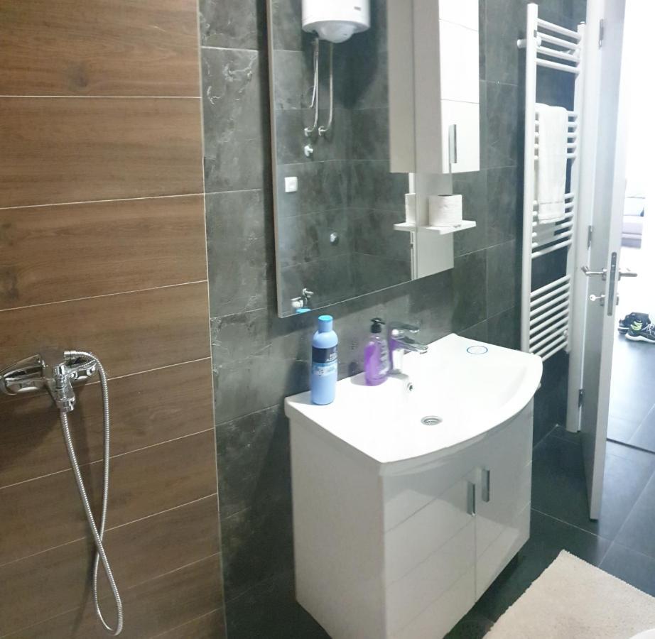 Apartman Venecija Banja Luka Exterior foto