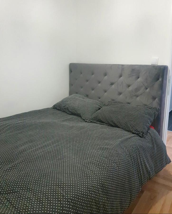 Apartman Venecija Banja Luka Exterior foto